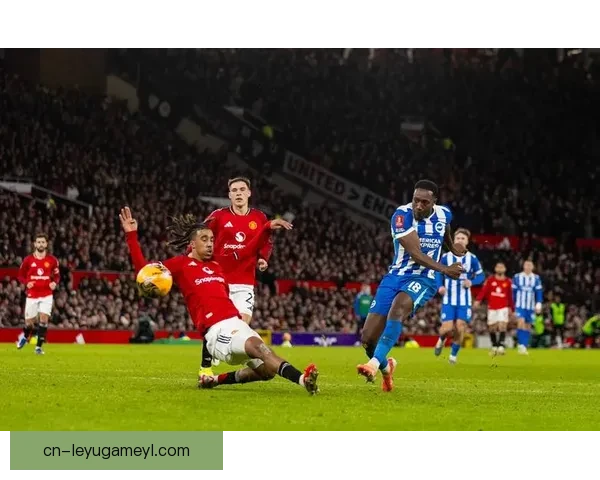 英格兰足总杯赛场边教练球员与观众冲突 英格兰足总杯赛场边教练球员与观众冲突